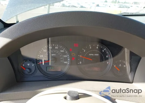 2005 Jeep Grand Cherokee Laredo from USA, damaged, VIN 1J4GS48KX5C549744